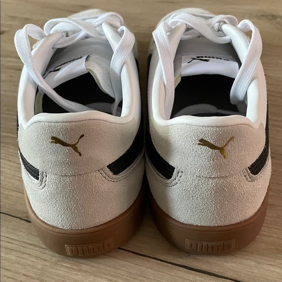 Puma White Suede Trim Sneakers Gum Sole Women Size 9 EU 40 - Picture 3 of 8